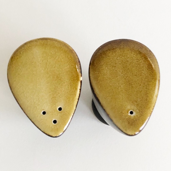 Salt & Pepper Shaker Modernist Tapered Tear Drop Stoneware Black Brown Scroll - Picture 6 of 12